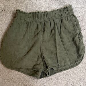 Universal Thread High Waist Green Shorts size XS
